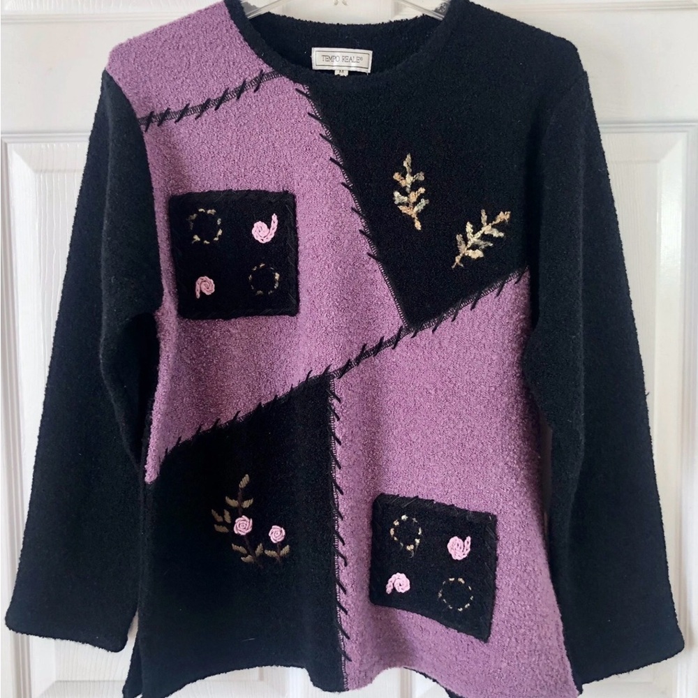 VTG Wool Patchwork Embroidered Boucle Sweater Medium